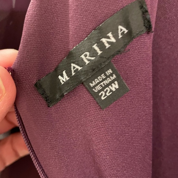 Formal Dress perfect for a Wedding - Picture 5 of 5